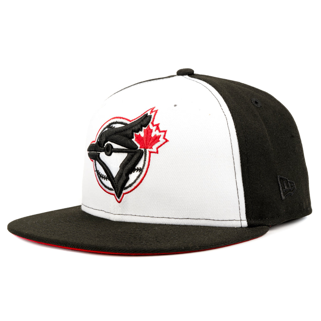 Toronto Baseball Hat Scarlet Cooperstown New Era 59FIFTY Fitted Scarlet / Scarlet | White | Black | Metallic Black Pearl / 7 7/8